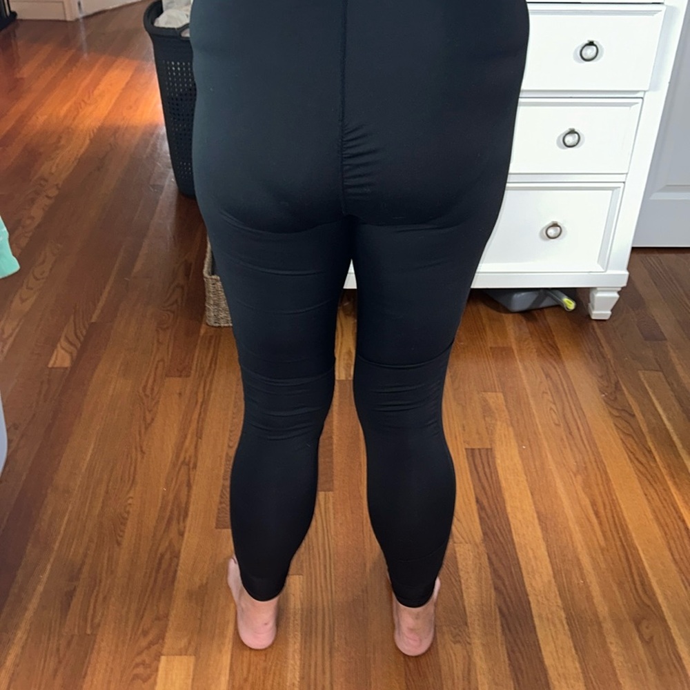 skinnify black resistance band leggings TWO PAIRS- SIZE M